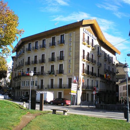 Hotel Mur Хака Екстериор снимка