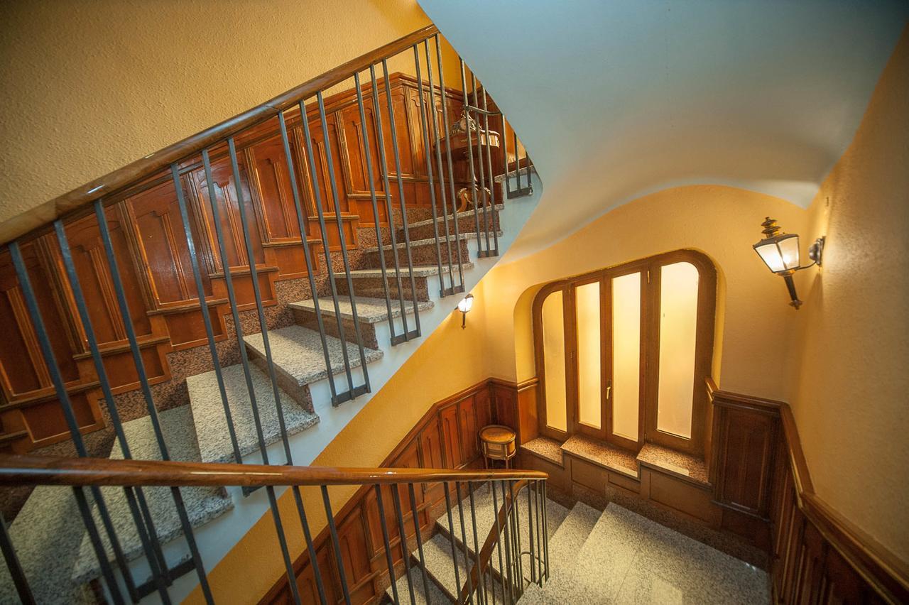 Hotel Mur Хака Екстериор снимка