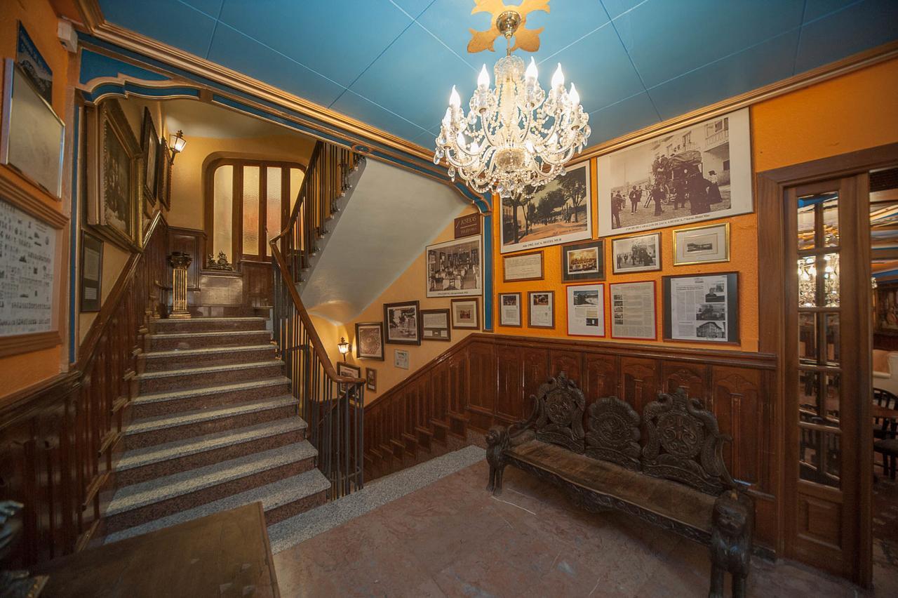 Hotel Mur Хака Екстериор снимка